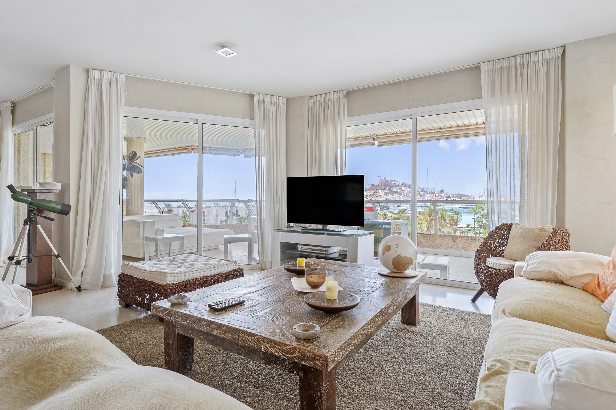 Exclusive apartment in first line Marina Botafoch - 10