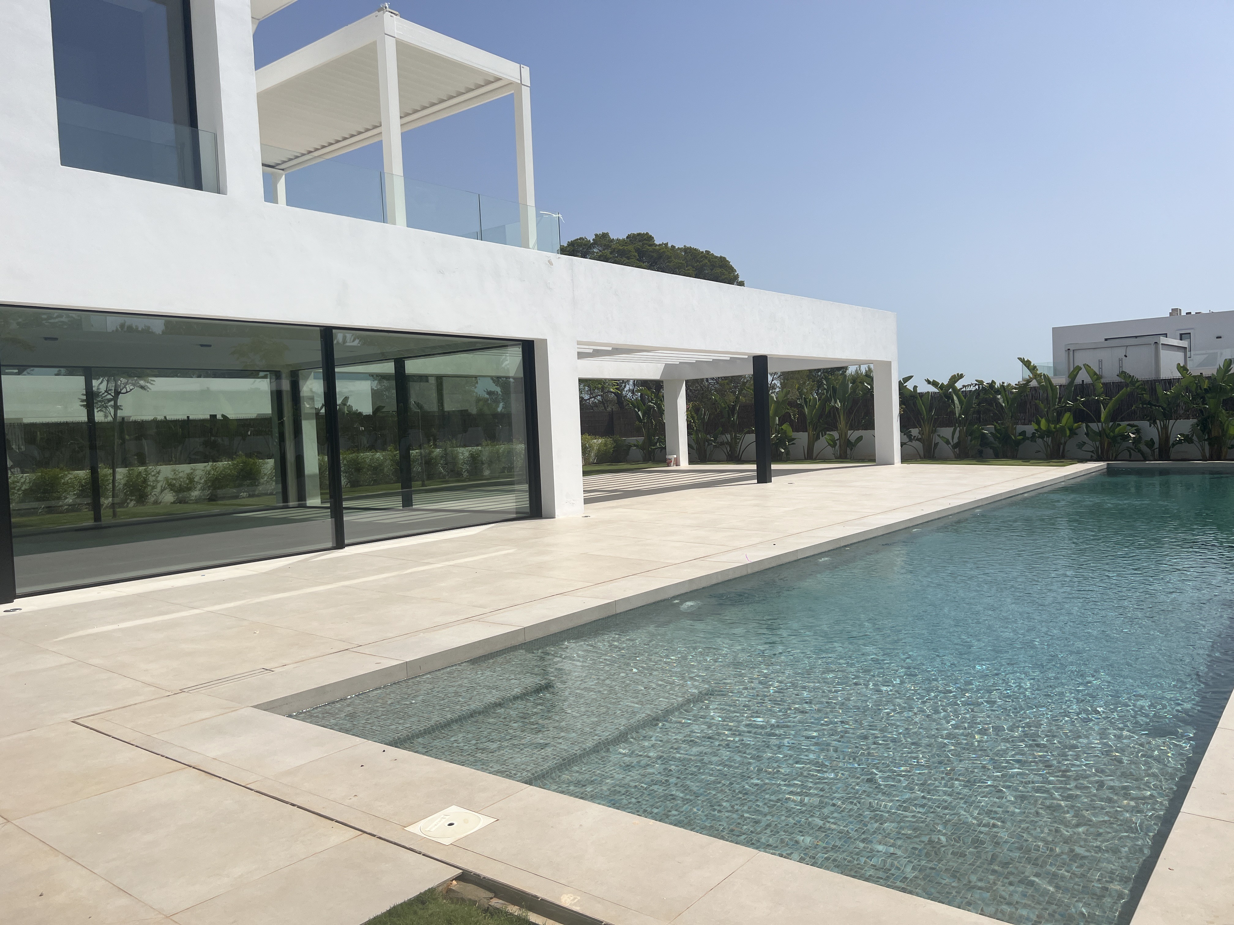 Newly built villa in walking distance to beach - 11