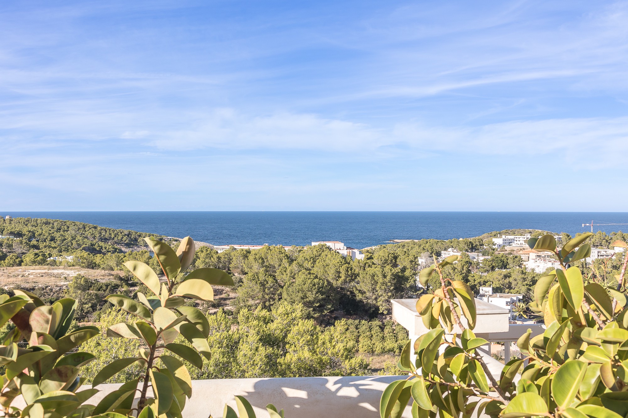 Preciosa casa independiente con vistas despejadas al mar - 1