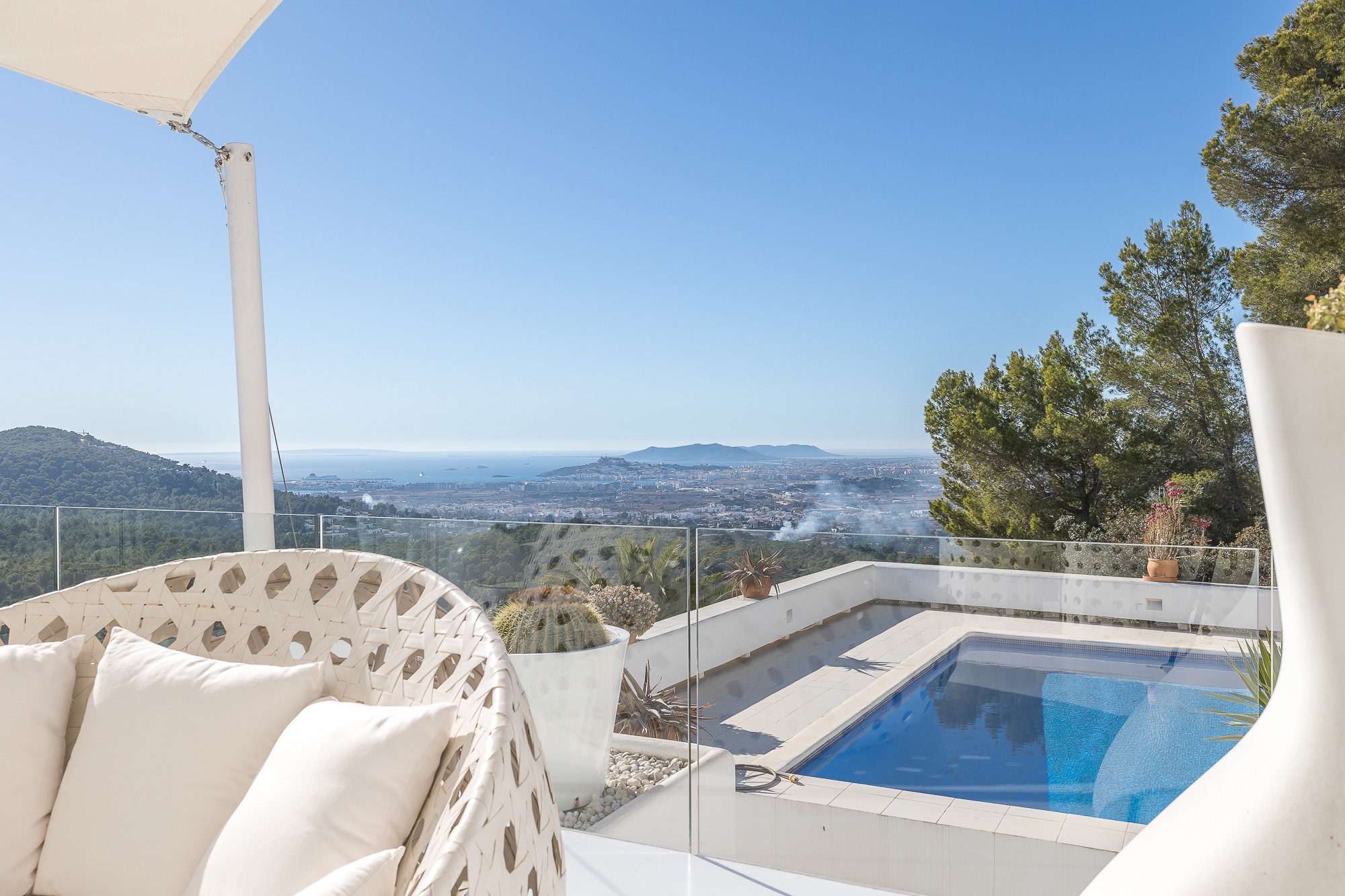 Luxuriöses Penthouse mit atemberaubendem Blick auf Ibiza und das Meer - 4