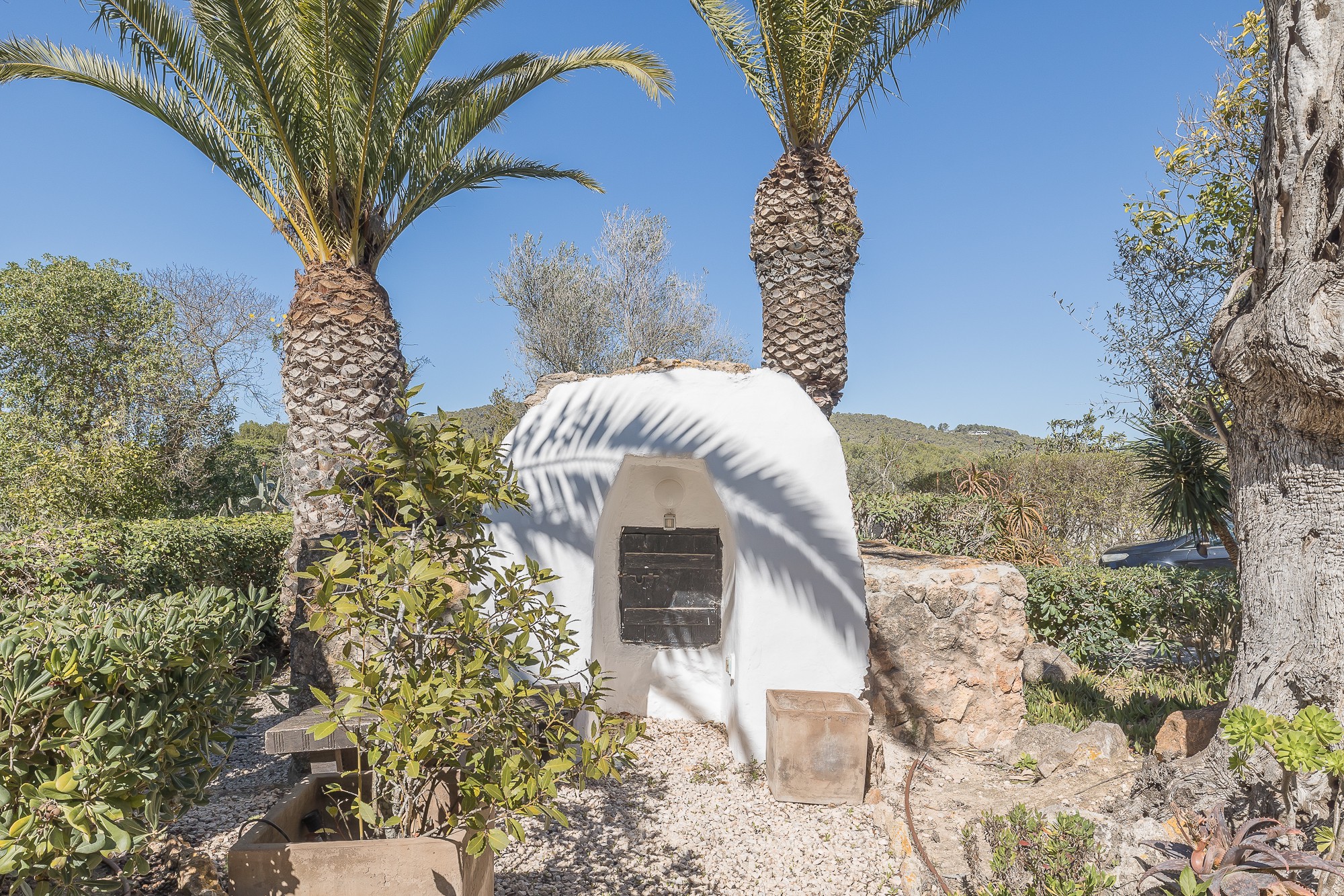 Finca tradicional con jardín de ensueño - 22