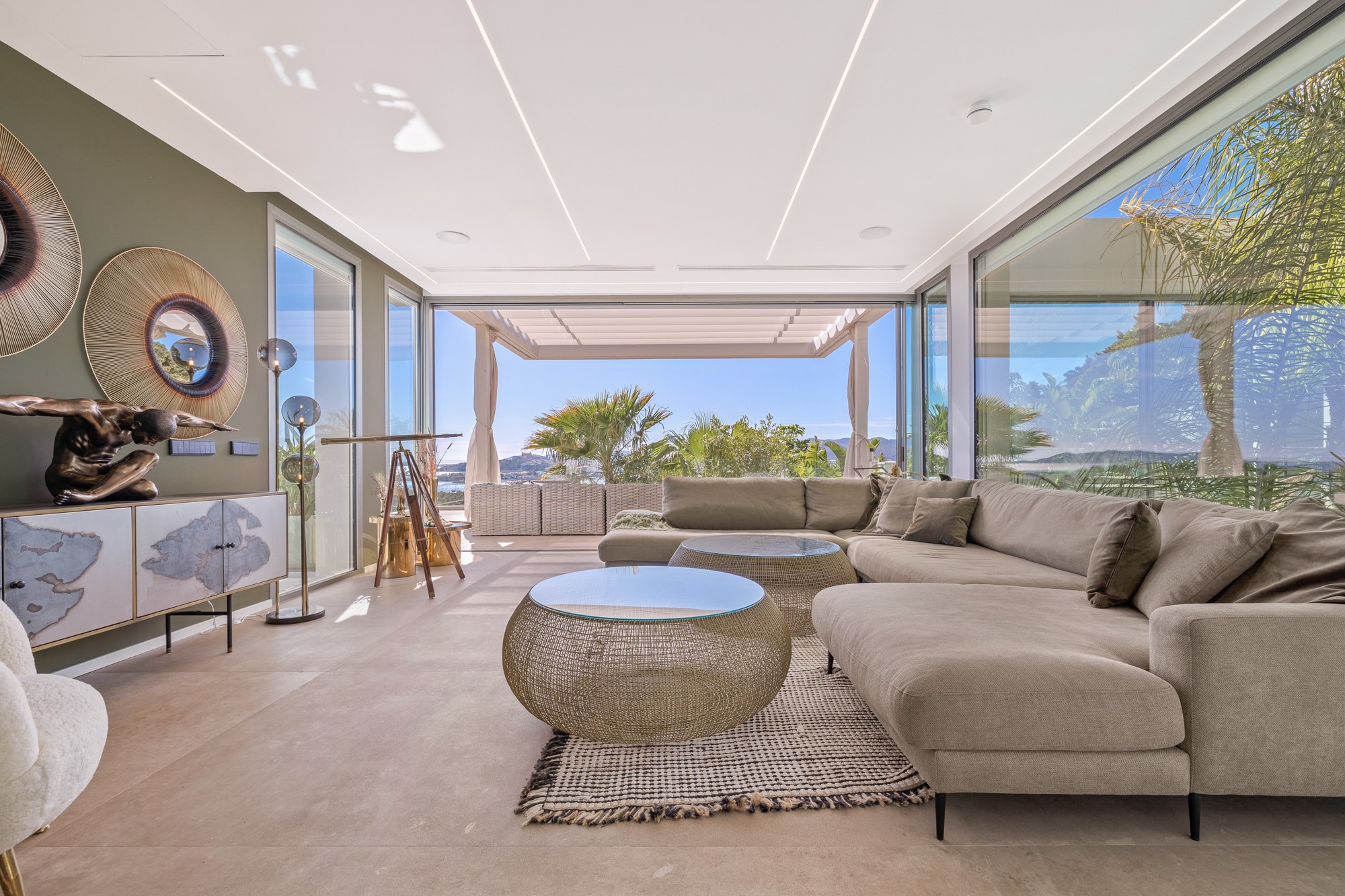 Moderne Villa mit 180º Panoramablick auf das Meer in Cap Martinet - 14