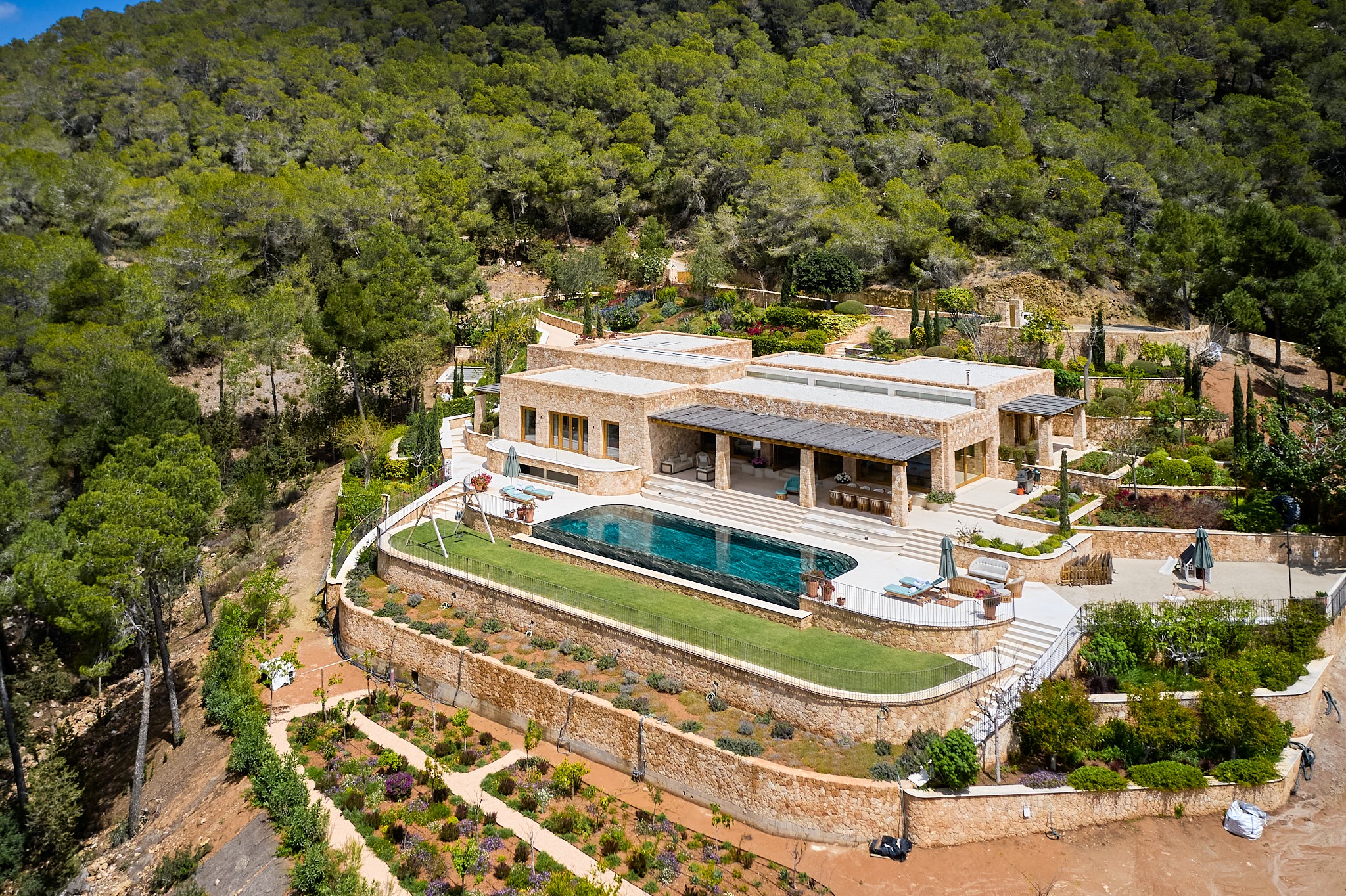 Hervorragende Villa mit Meerblick inmitten der Natur - 28