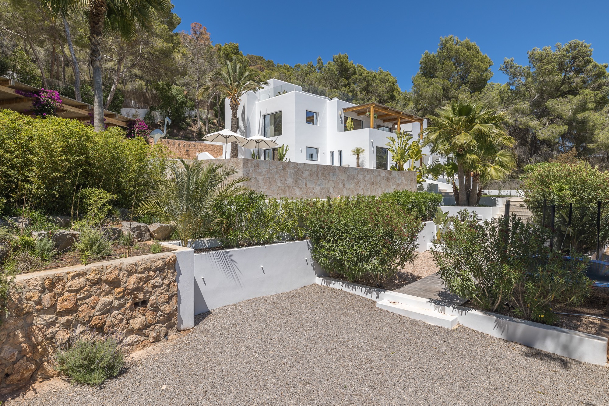 Moderne Villa mit schönem Garten und beeindruckendem Meerblick - 40