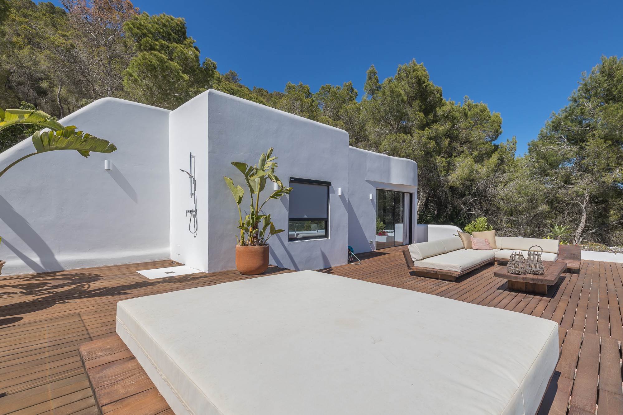 Moderne Villa mit schönem Garten und beeindruckendem Meerblick - 23