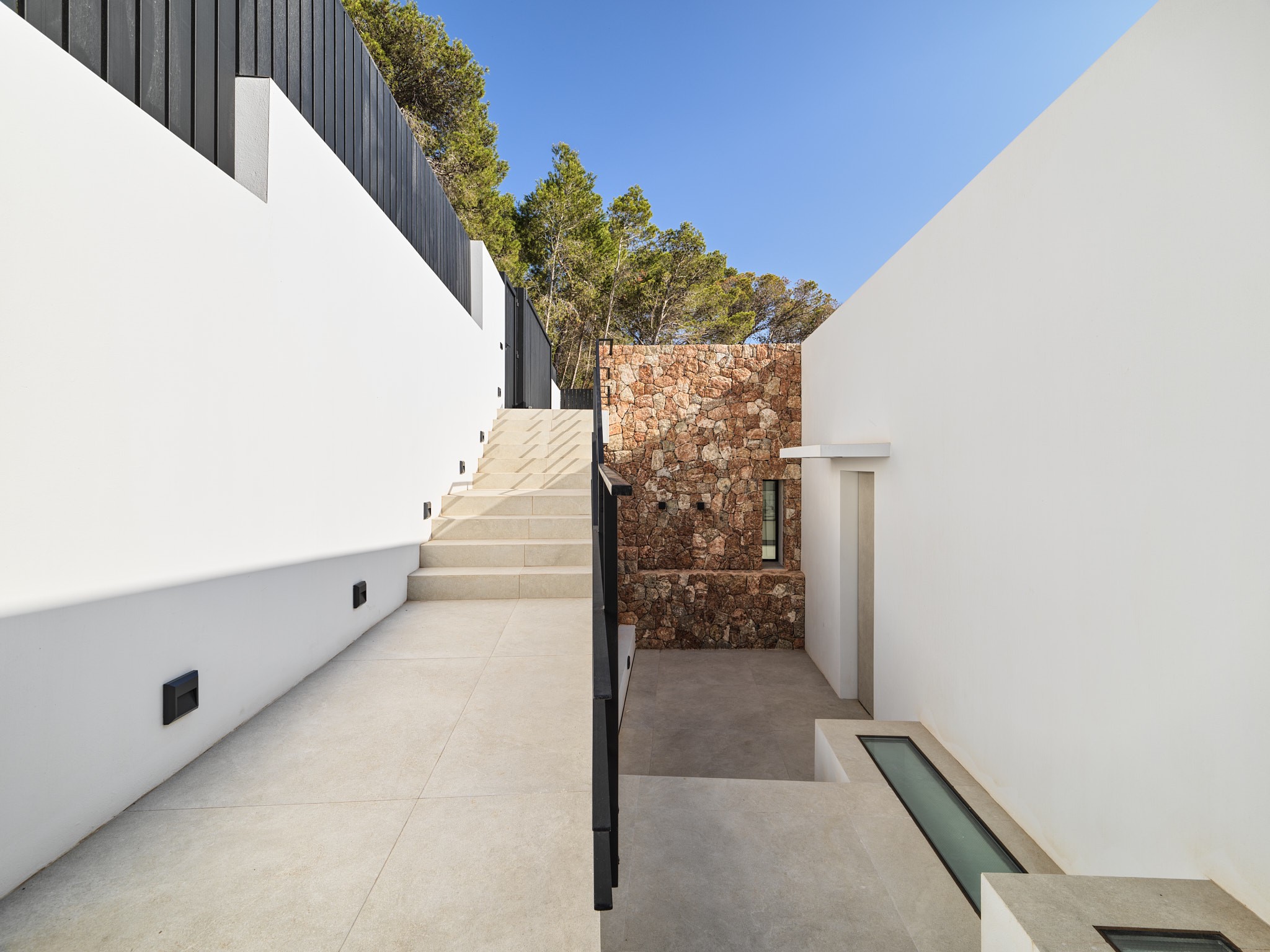 Nueva villa con piscina en cascada y vistas a la puesta de sol - 11