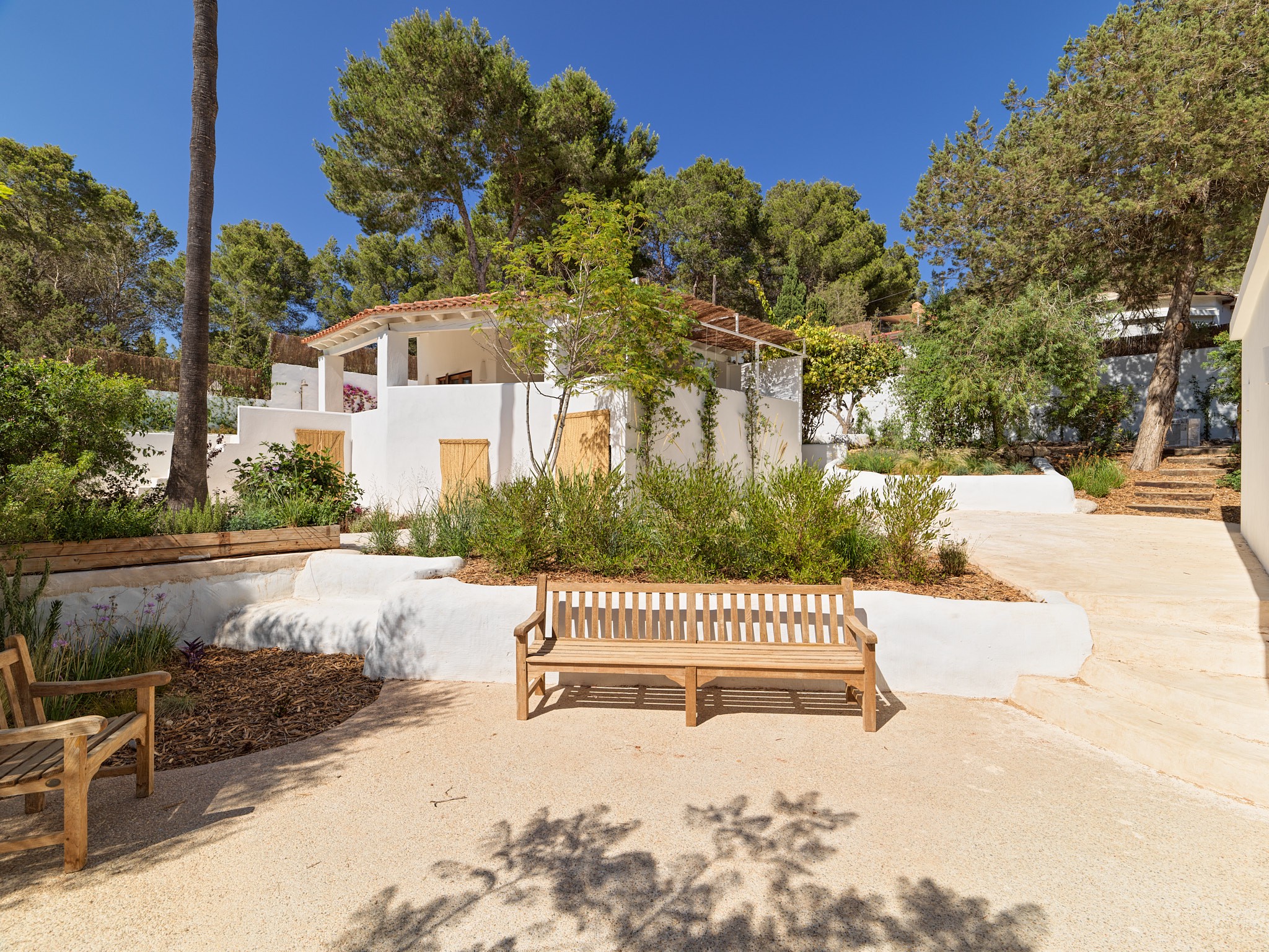 Casa recientemente renovada con mucho estilo en ubicación tranquila y entorno campestre - 2