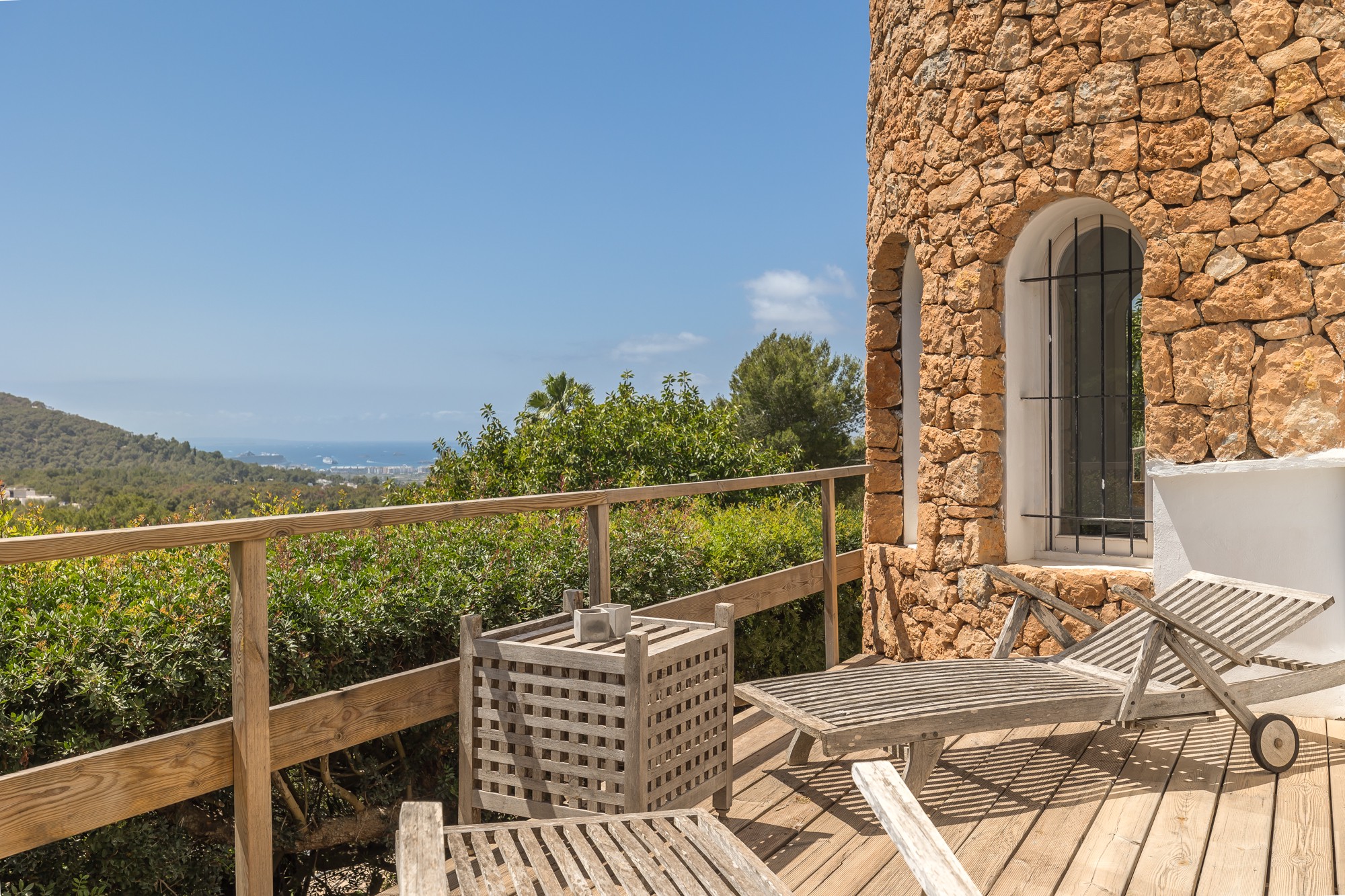 Villa mit Vermietungslizenz und Meerblick - 23