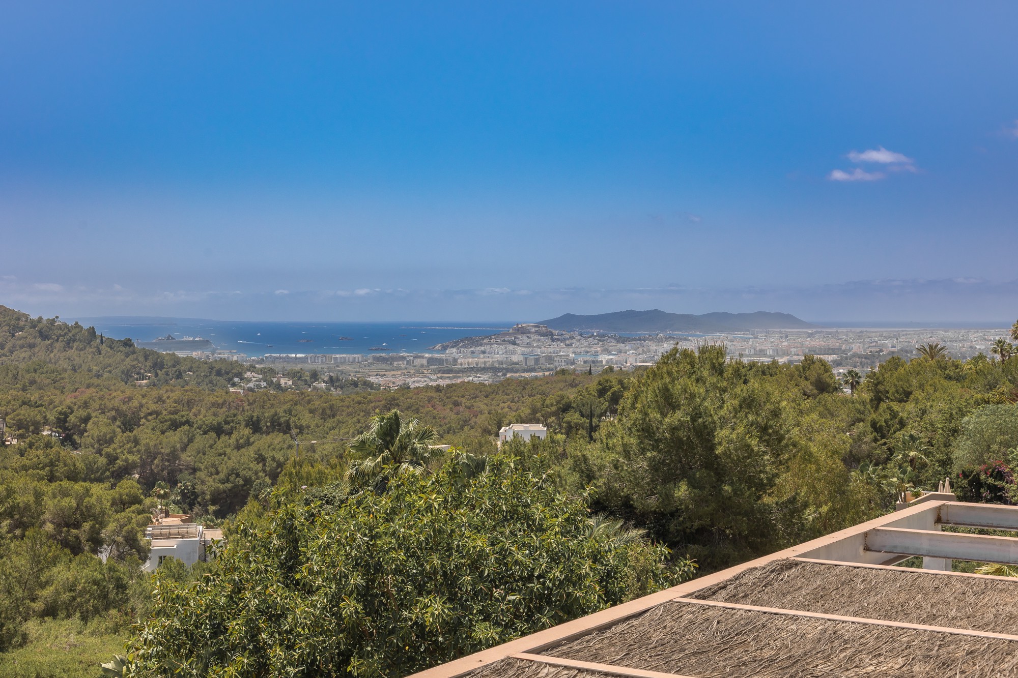 Villa mit Vermietungslizenz und Meerblick - 3