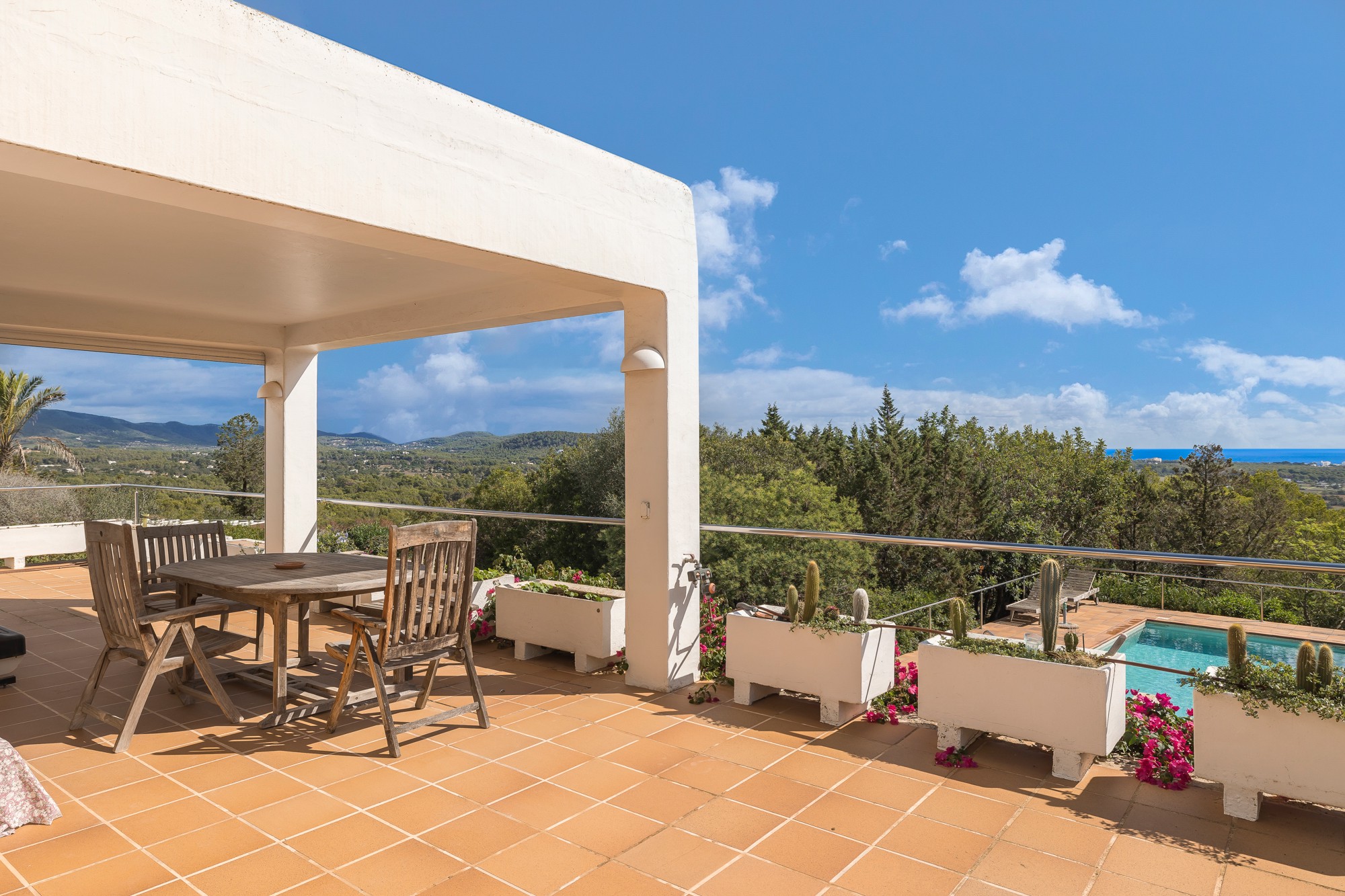 Villa with panoramic views to the sea - 17