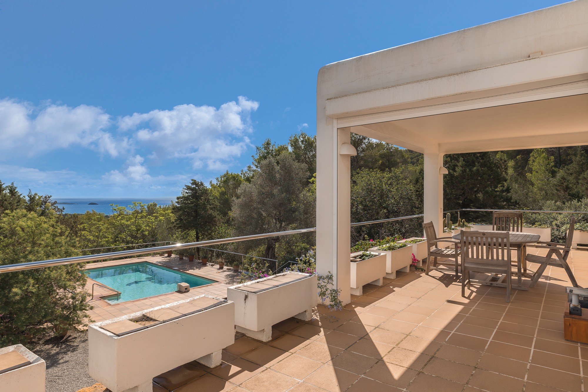 Villa with panoramic views to the sea - 16