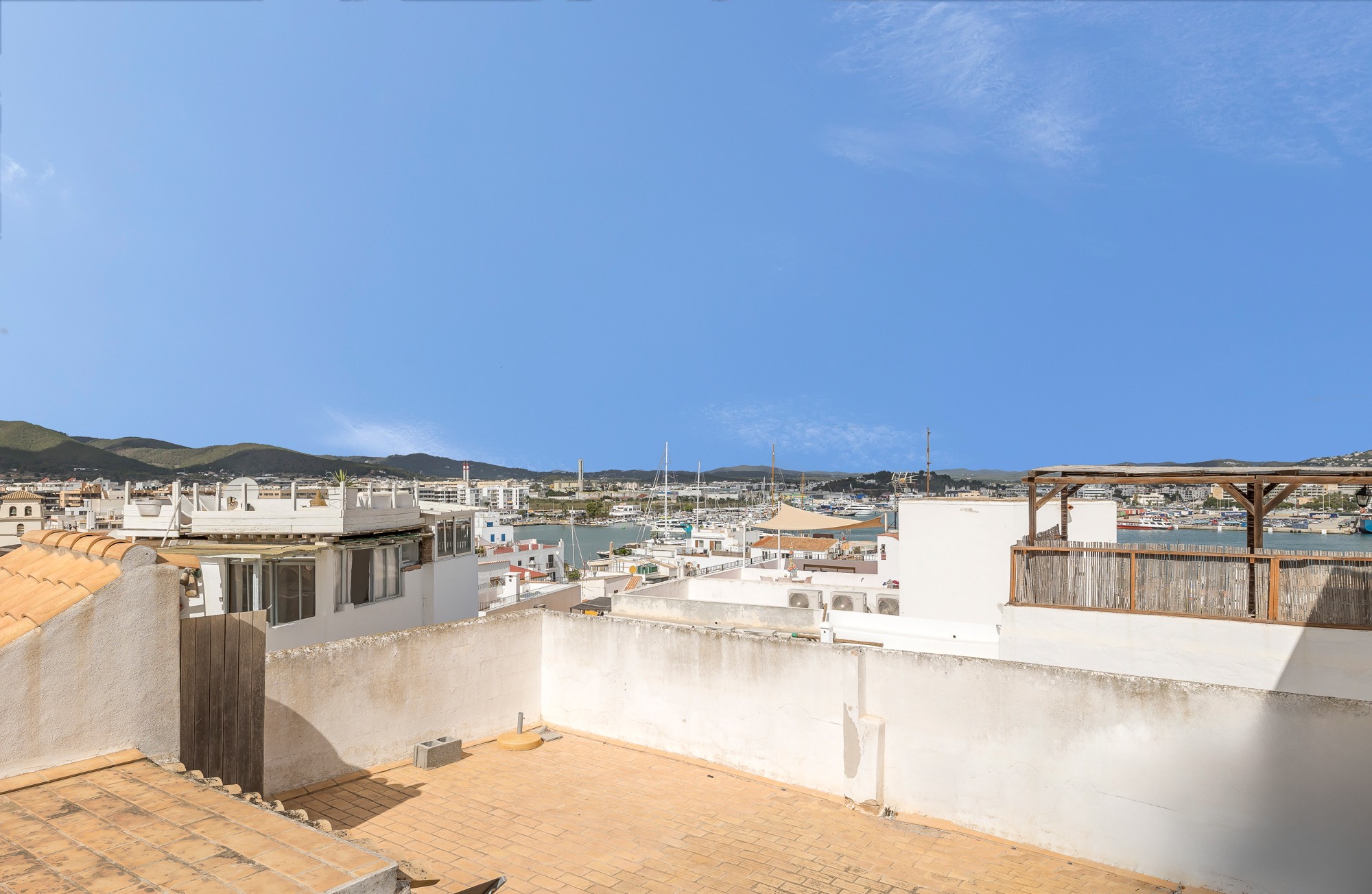 Property to renovate in the Historic Heart of La Marina - 9