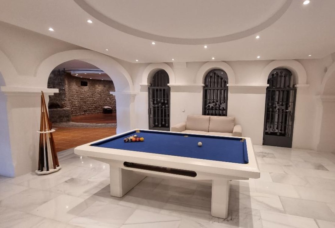 Stately mansion with large garden and rental licence - 21