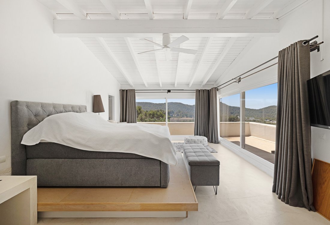 Villa con licencia turística y vistas al mar - 3