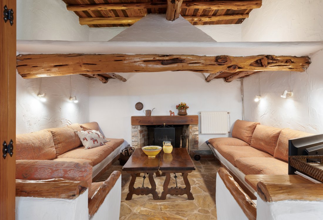 Traditional finca with panoramic views - 2