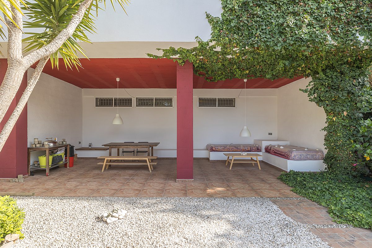 Außergewöhnliche Villa auf mehreren Ebenen mit Panoramablick über Santa Eulària und das Meer - 23