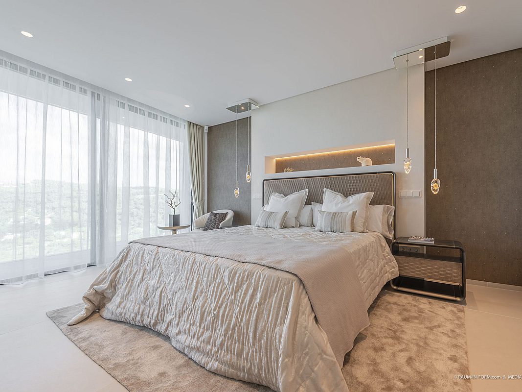 Modern luxury villa with exceptional design and panoramic views - 8