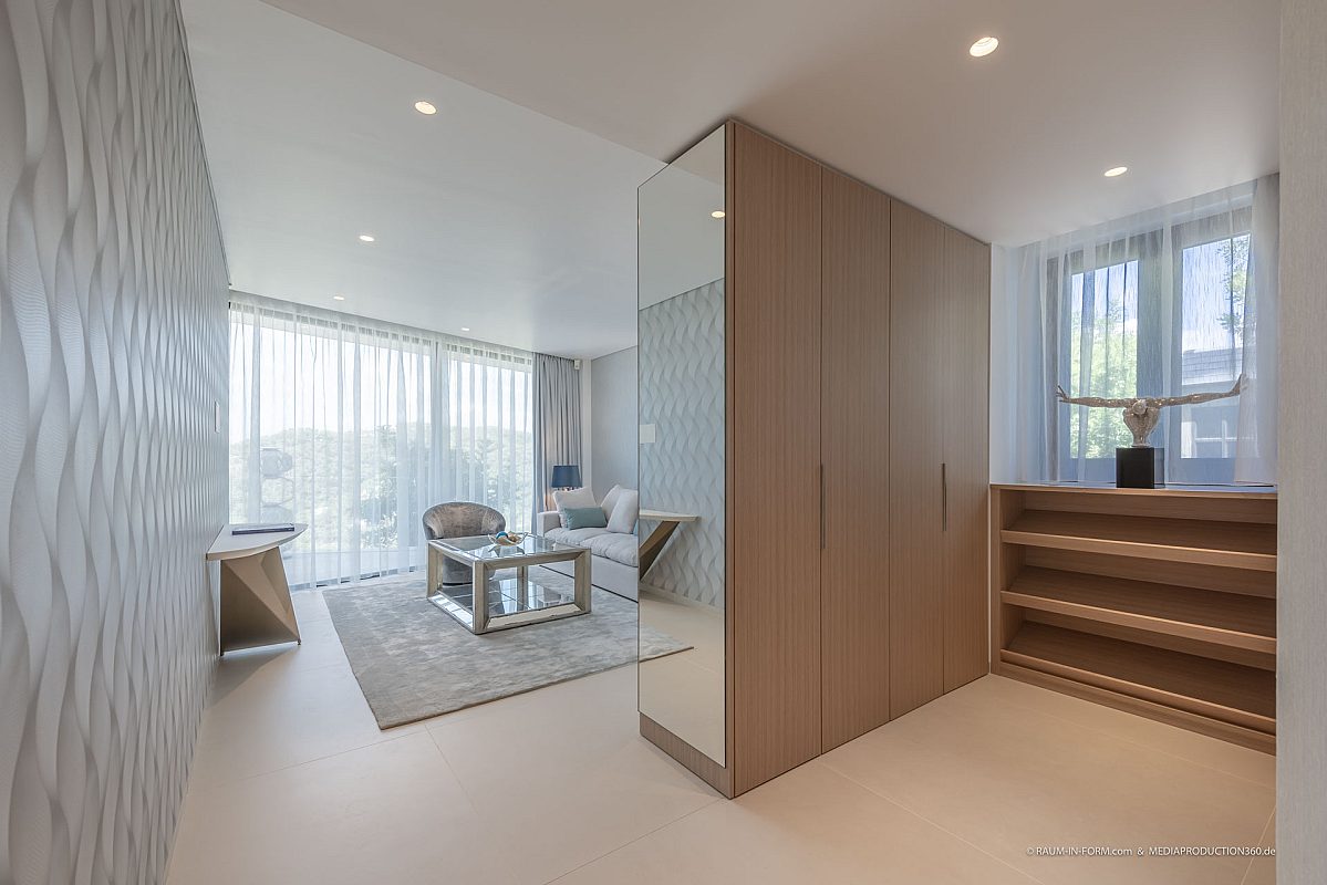 Modern luxury villa with exceptional design and panoramic views - 10