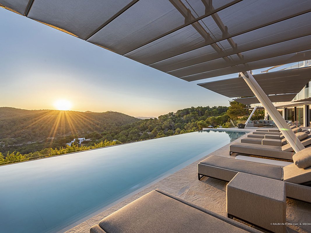 Modern luxury villa with exceptional design and panoramic views - 2