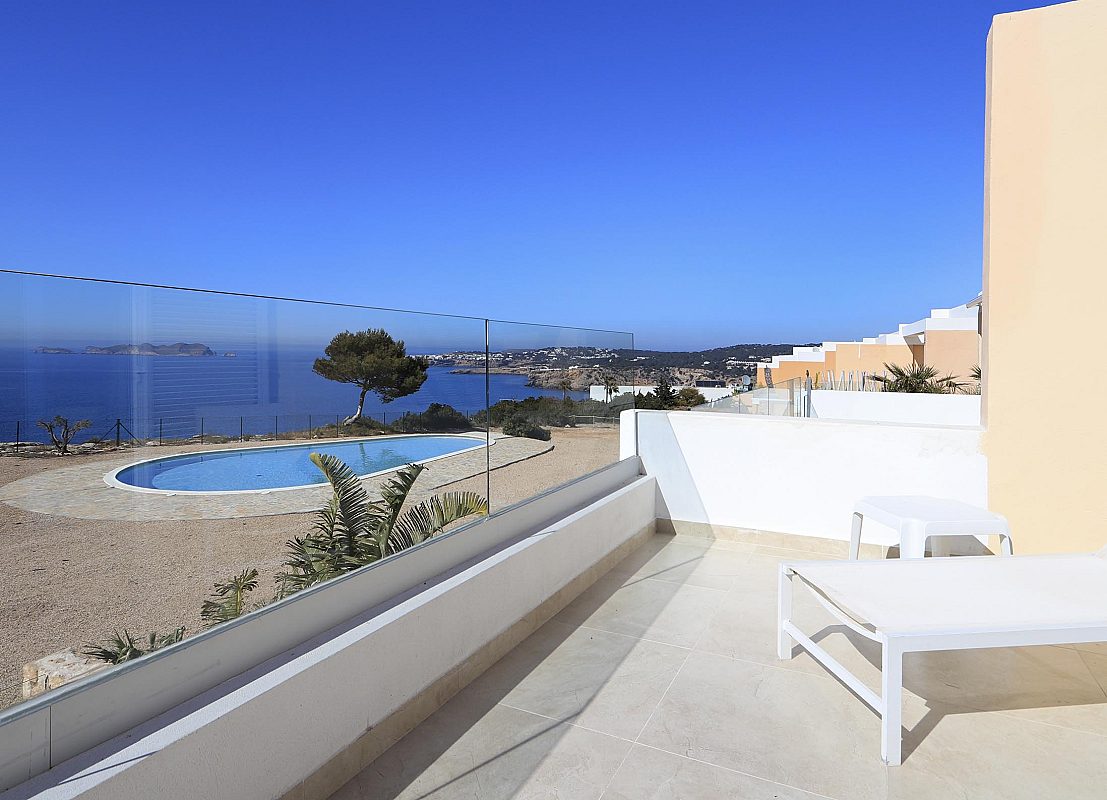 Stylish terraced house on the seafront - 18
