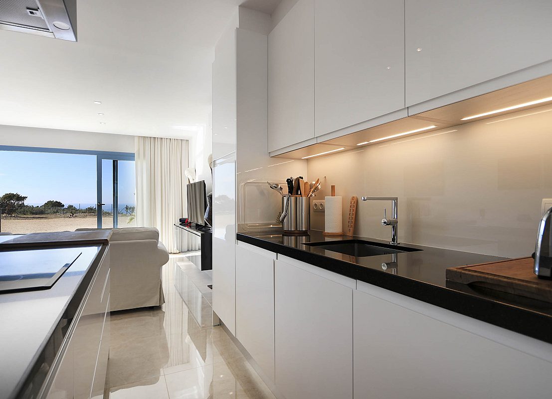 Stylish terraced house on the seafront - 6