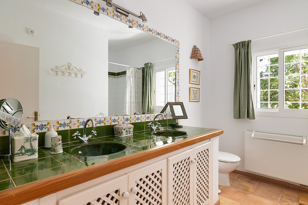 Villa in bester Lage mit herrlichem Ausblick - 25