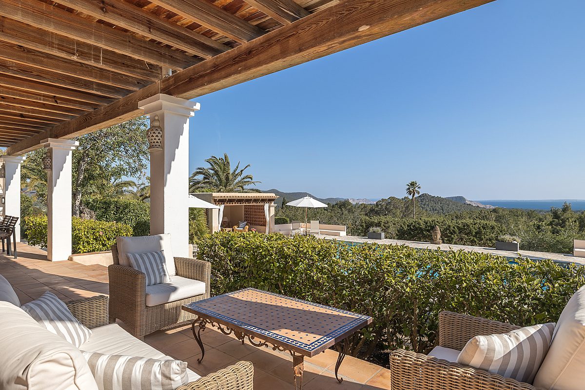 Villa in bester Lage mit herrlichem Ausblick - 32
