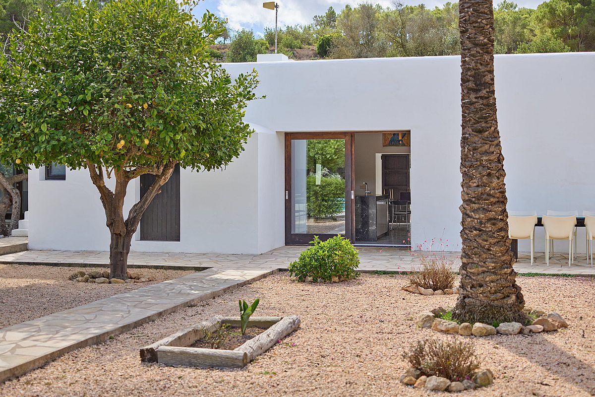 Elegant Finca with rental licence and expansive valley views - 24