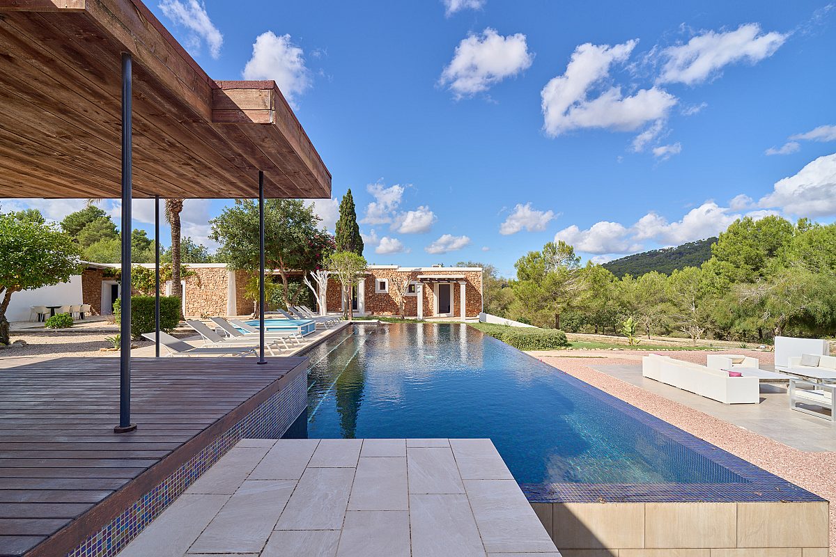 Elegant Finca with rental licence and expansive valley views - 30