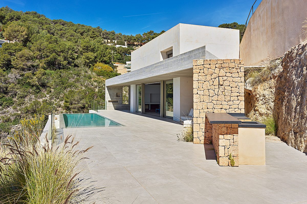 Villa minimalista moderna con vistas panorámicas - 18