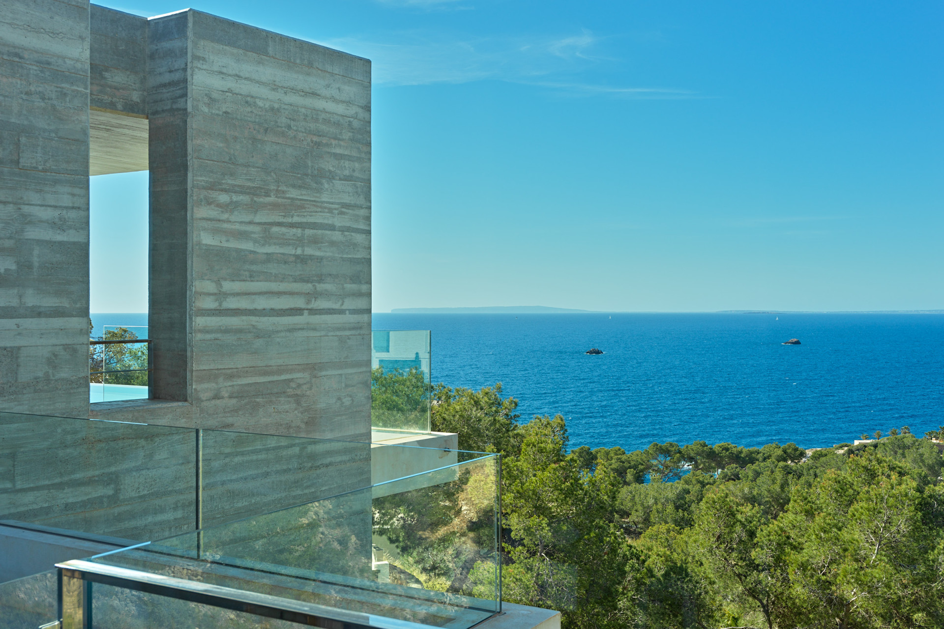 Villa minimalista moderna con vistas panorámicas - 19