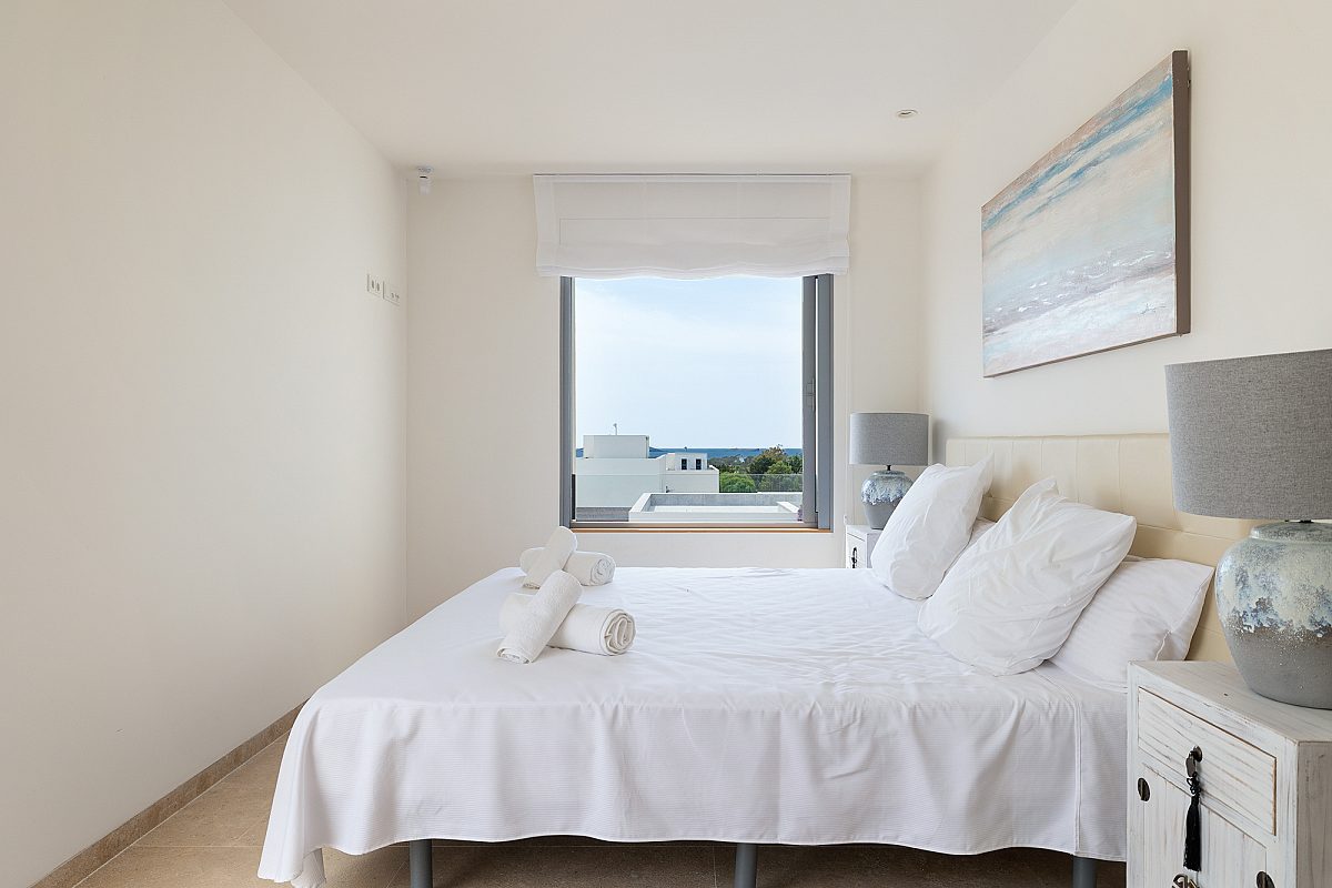 Contemporary new-build villa with private pool near the sea - 21