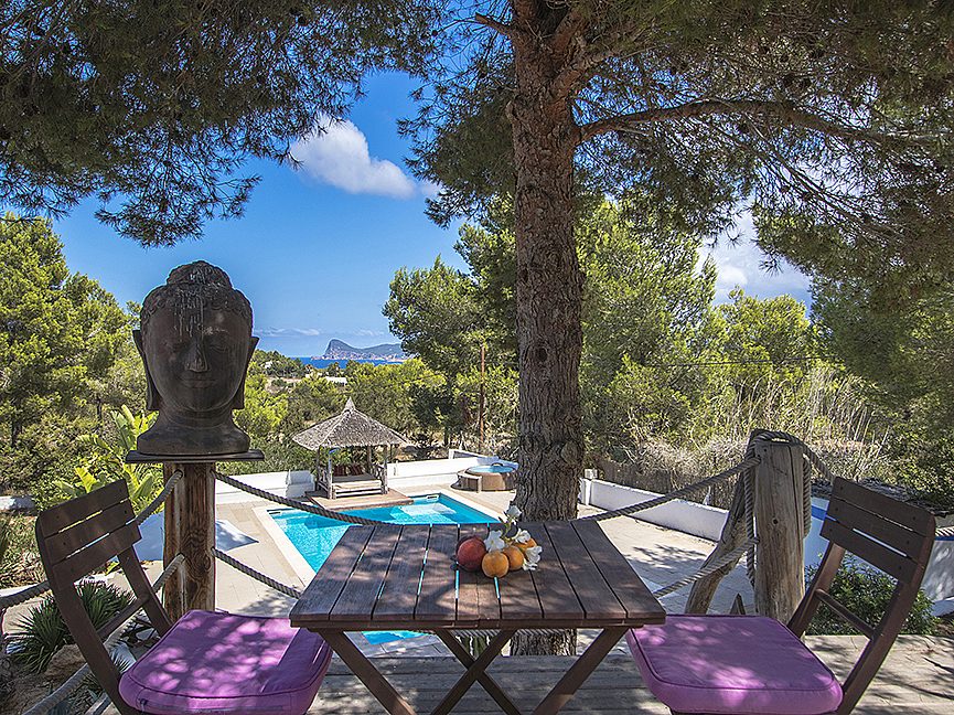 Casa mediterránea con vistas al mar y amplias terrazas - 2