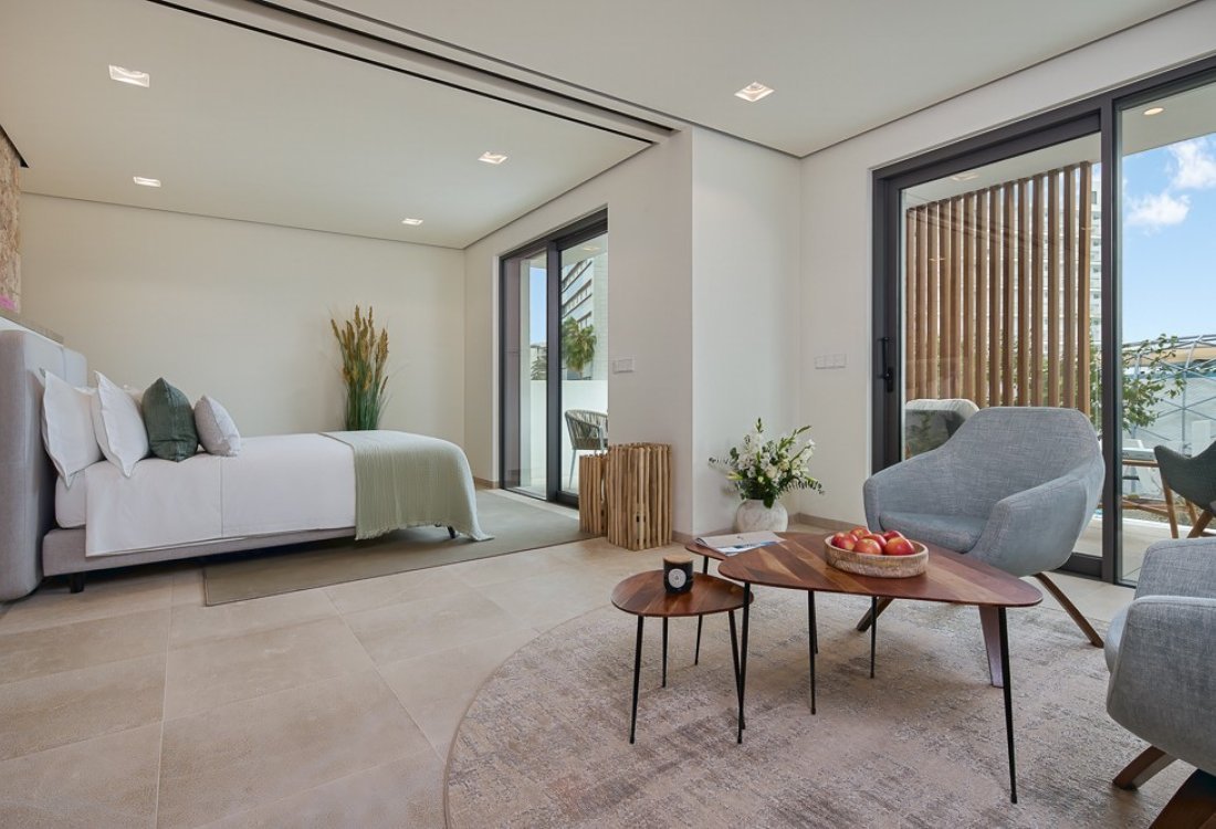 Newly built and ready to move in exclusive apartment close to the beach and the city - 11