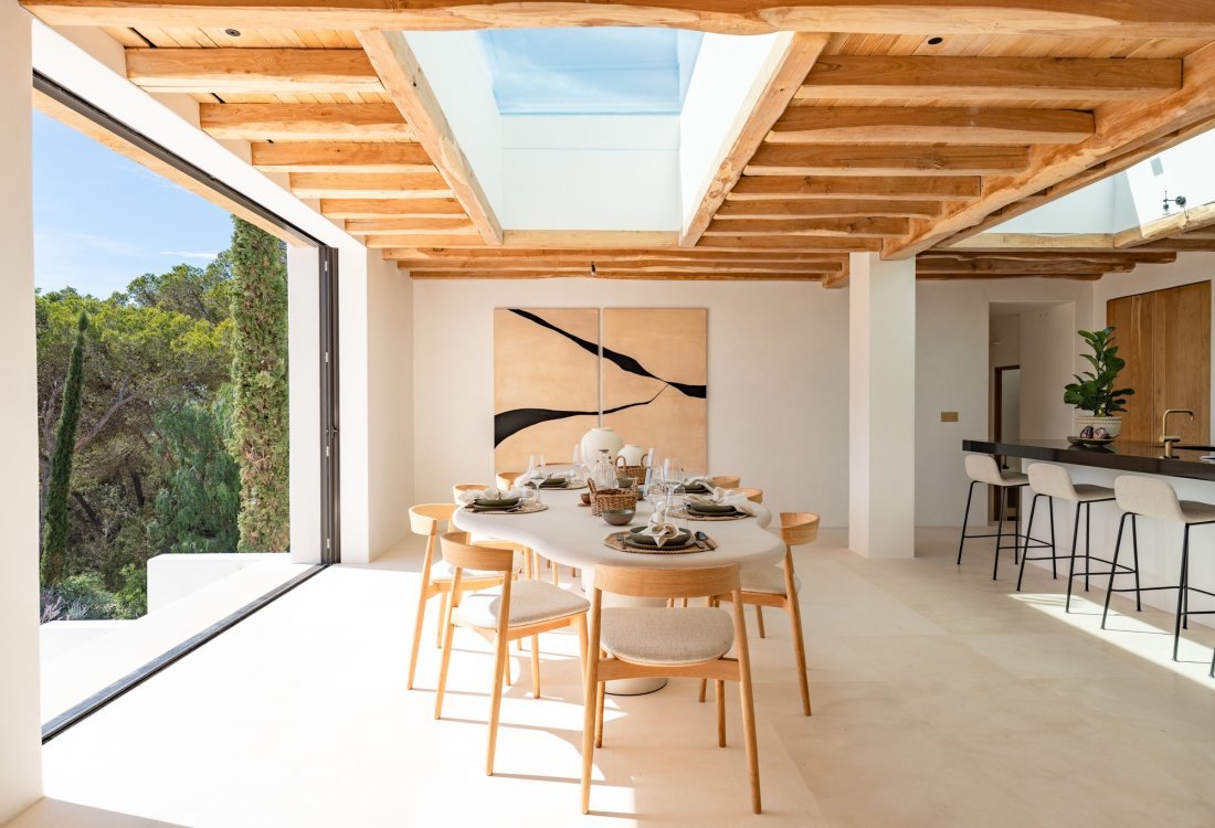 Finished Blakstad finca with views over the valley - 25