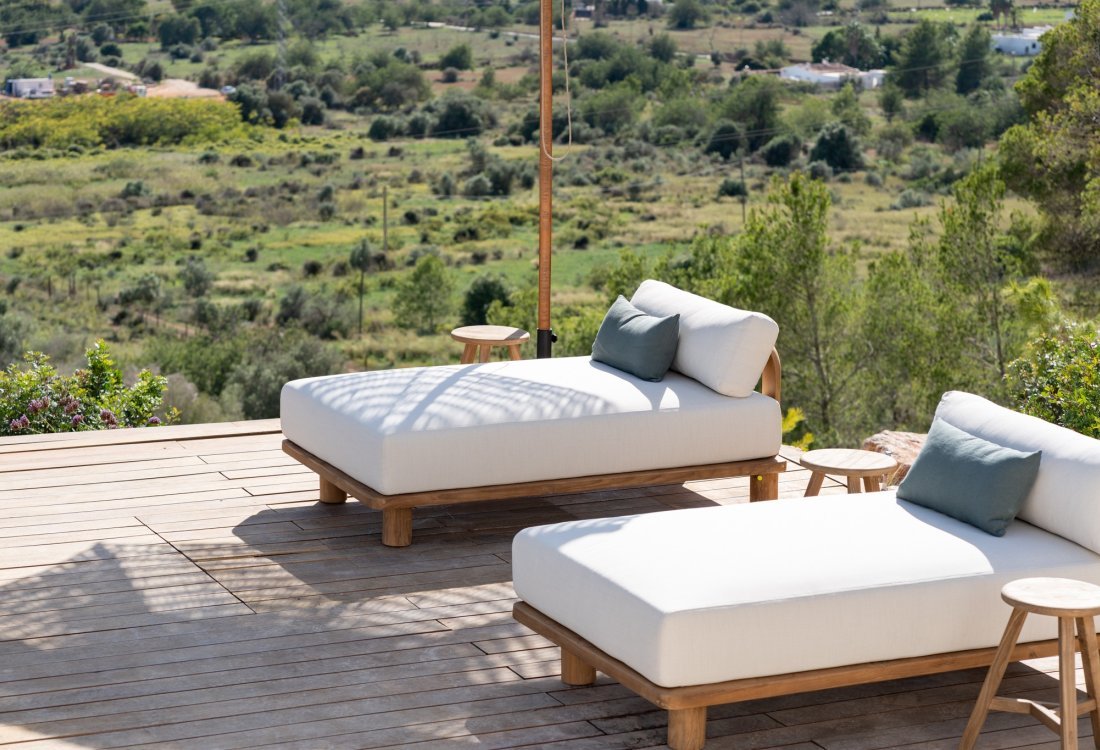 Finished Blakstad finca with views over the valley - 29