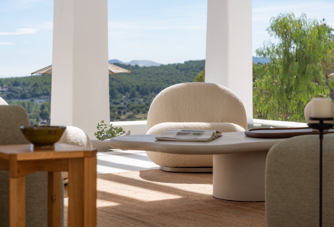 Finished Blakstad finca with views over the valley - 28
