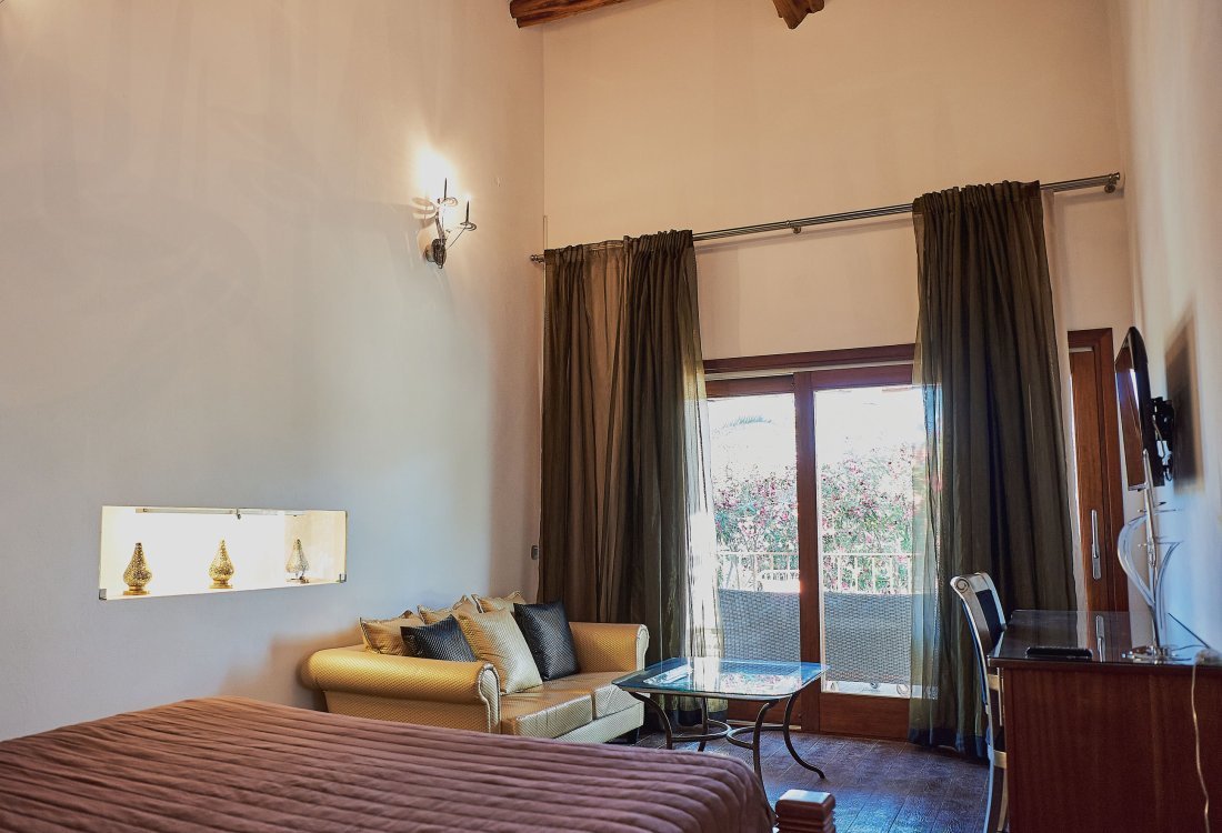 Stylish villa near the city - 20