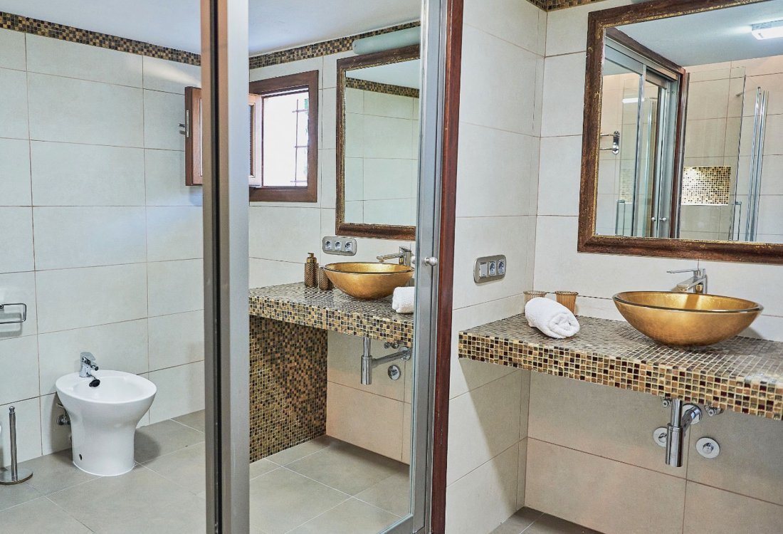 Stylish villa near the city - 21