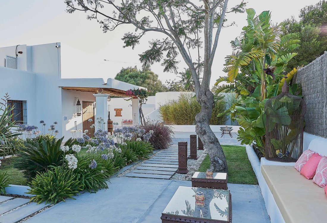 Stylish villa near the city - 6