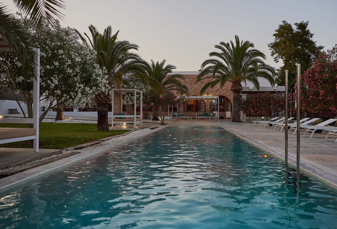 Stylish villa near the city - 27