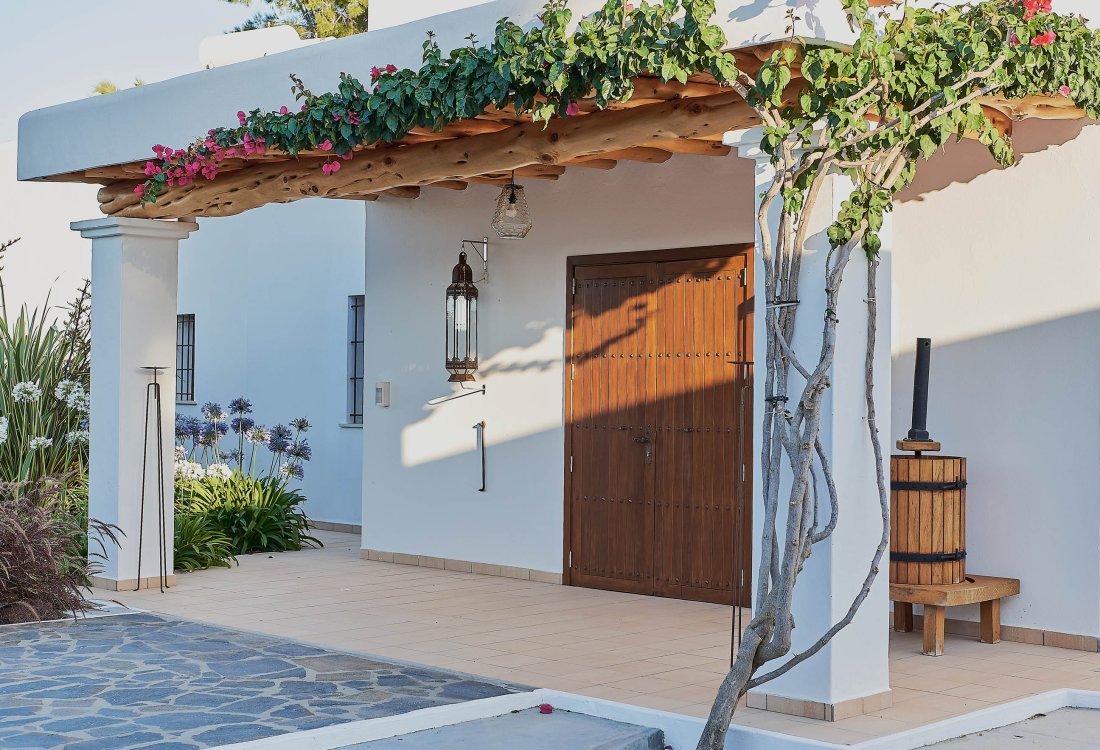 Stylish villa near the city - 7