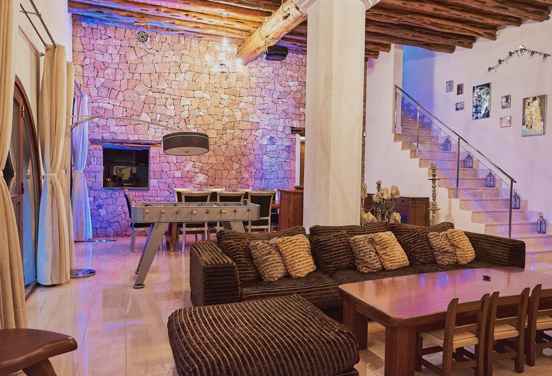 Stylish villa near the city - 12