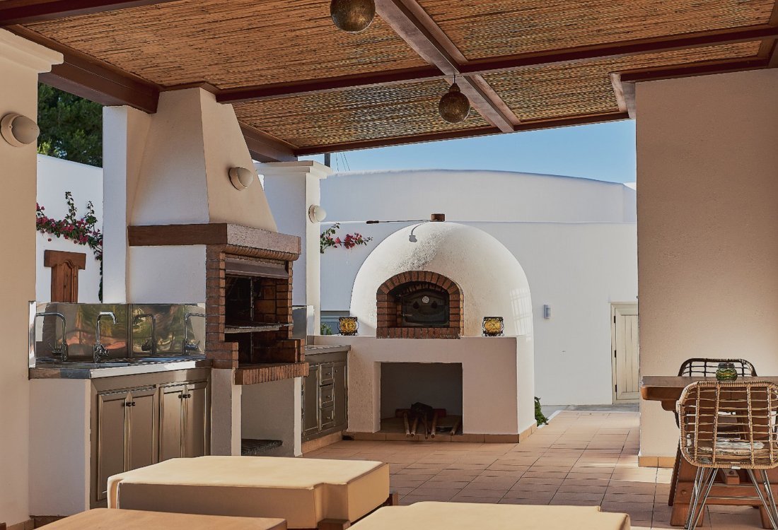 Stylish villa near the city - 24