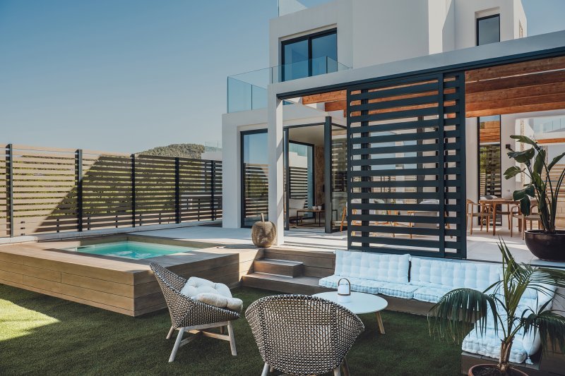 Modern and luxurious newly built house close to the beach - 5