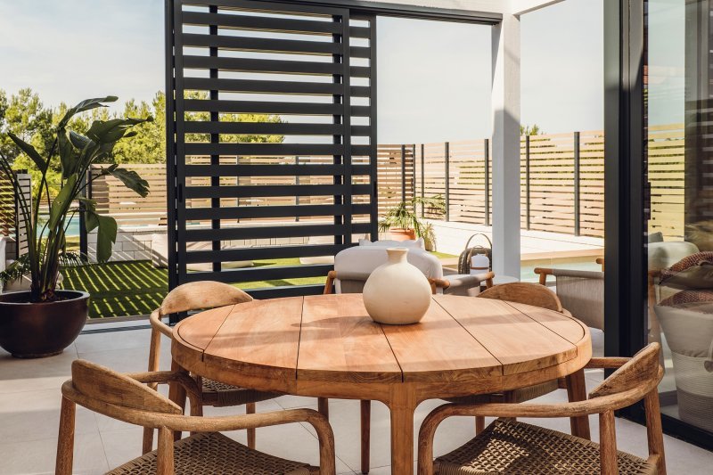 Modern and luxurious newly built house close to the beach - 4