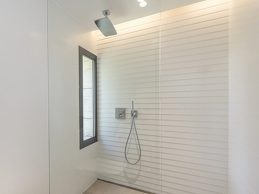 Spacious designer villa in an exclusive gated community - 14
