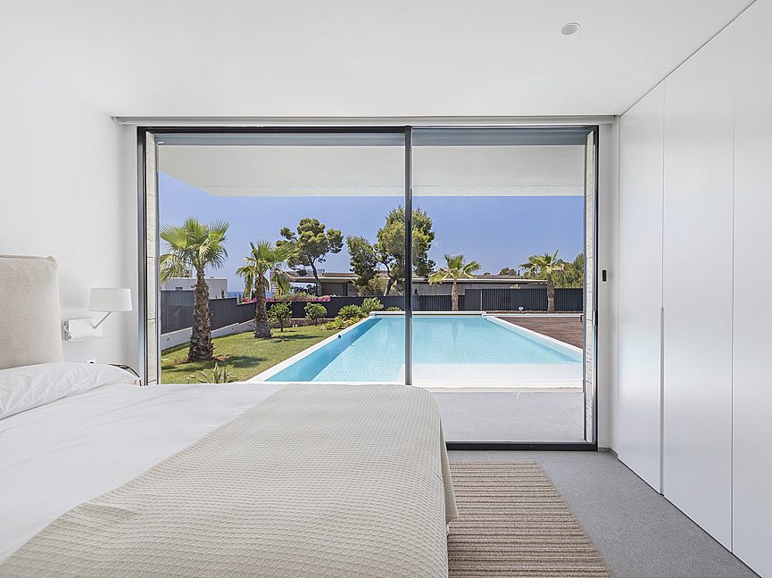 Spacious designer villa in an exclusive gated community - 6