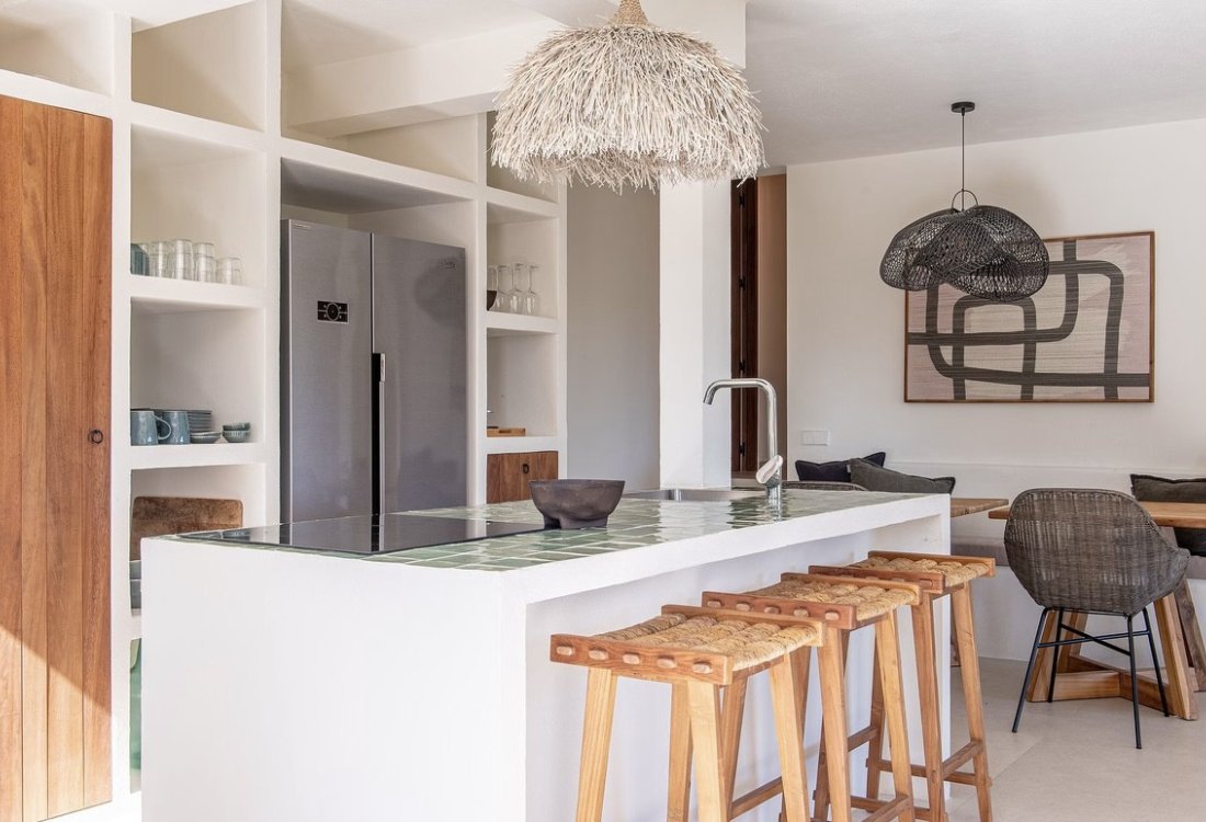 Villa renovada con vistas al mar y montaña - 12