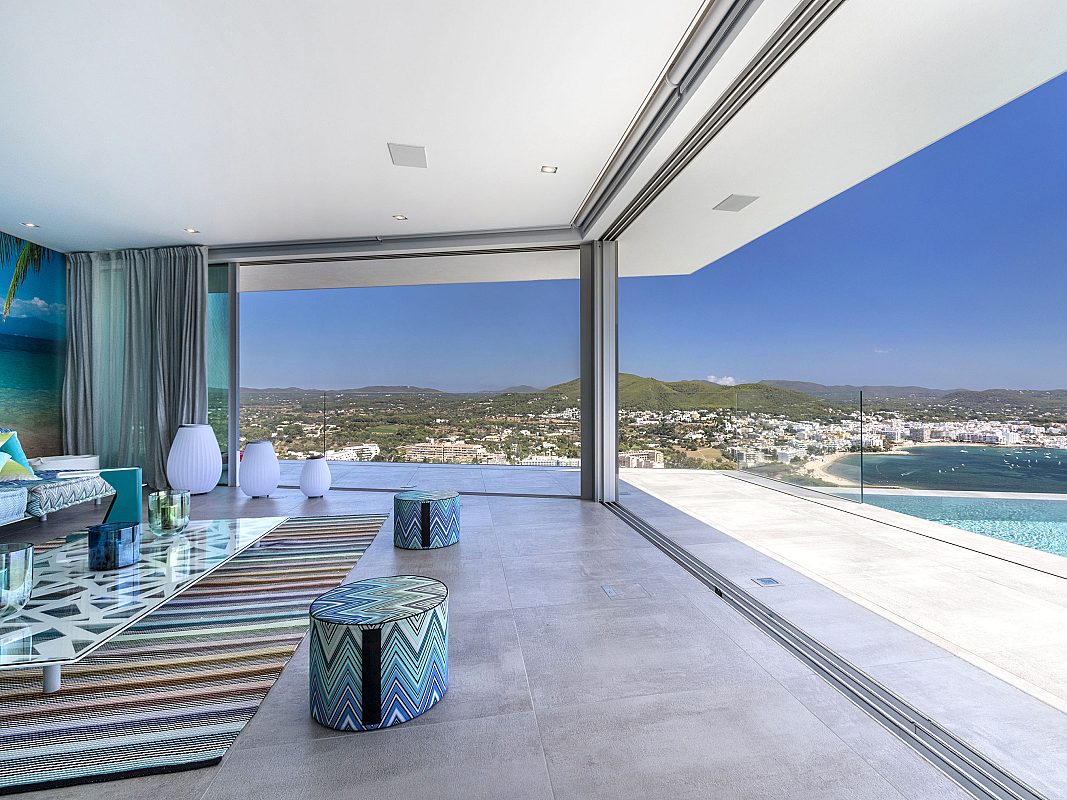 Villa moderna y única con vistas espectaculares - 17